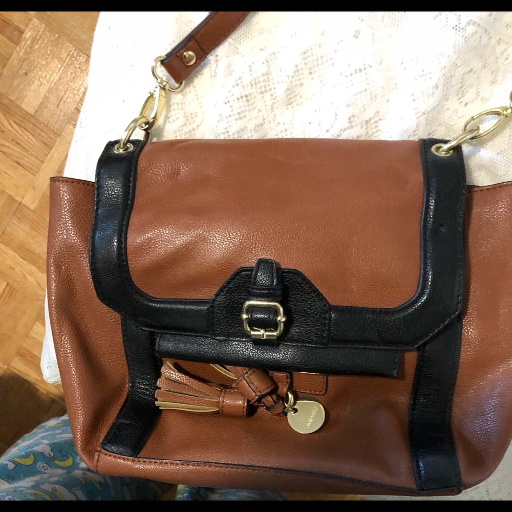 Two tone purse